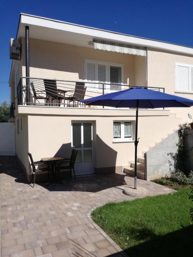 Appartamento Apartman Anni Porec Esterno foto